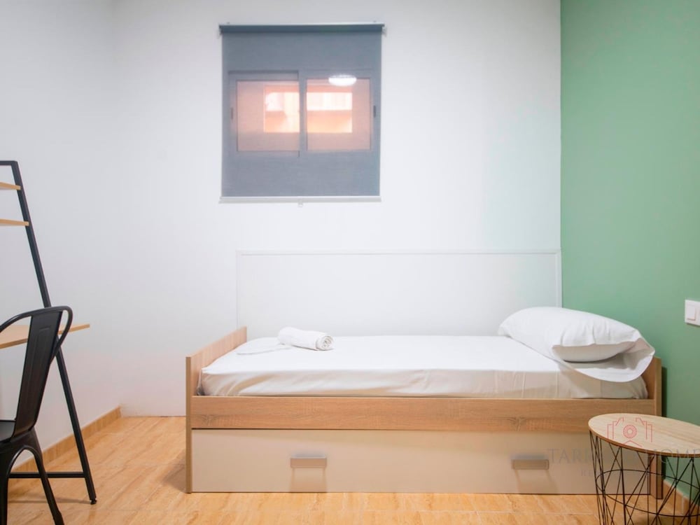 Th08 Apartamento Moderno con Patio Privado