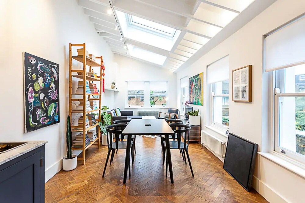 Stylish and Spacious 1BD in Clapton