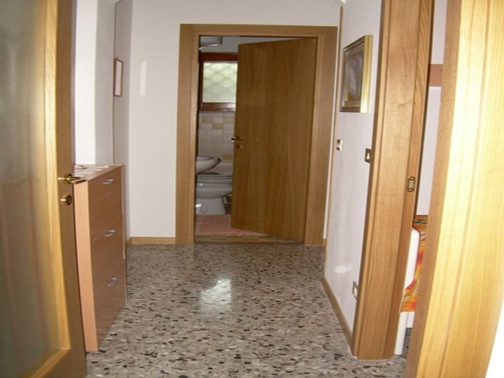 New Apartment Within a Renovated Detatched House Ground Floor With Outdoor Patio view 3
