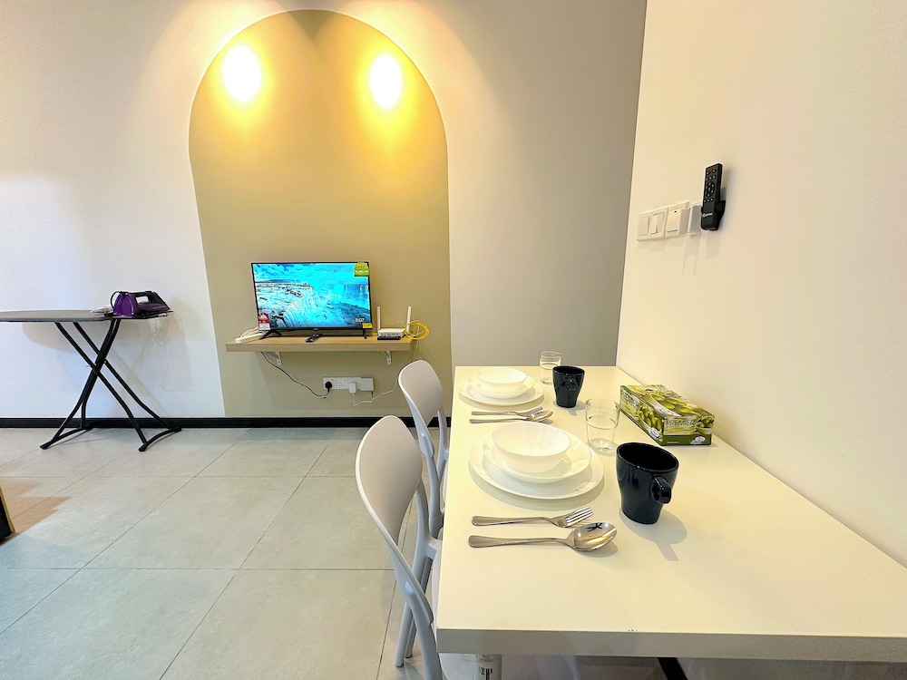 Neu Suites By Serenity Vacation Homes