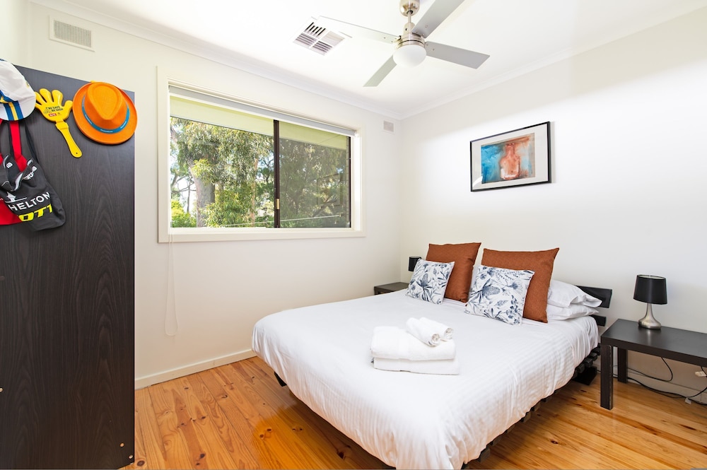 Home Among the Gum Trees