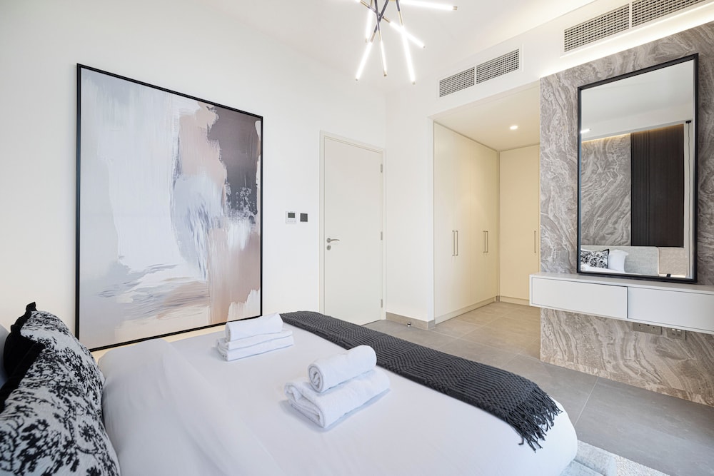 Arabian Ranches 3 Luxury 4 Bedroom Villa