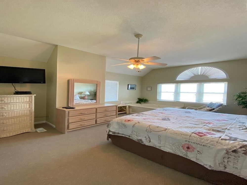 Cape Coddages Ii 2 Bedroom Condo by RedAwning