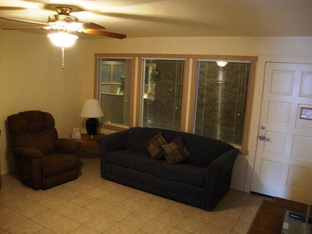 Roundhouse Resort