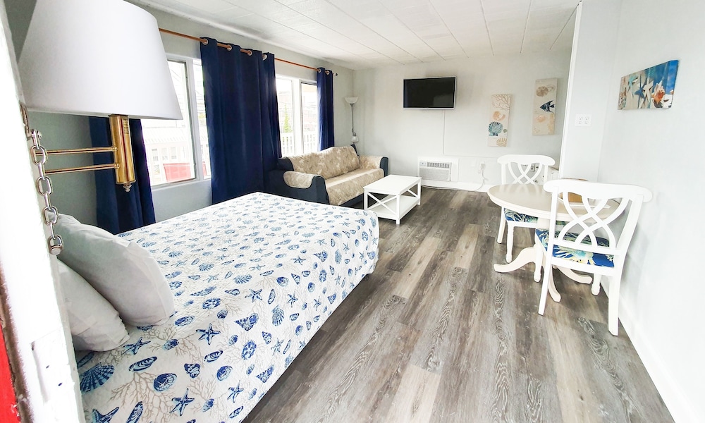 The Coral Sands Motel