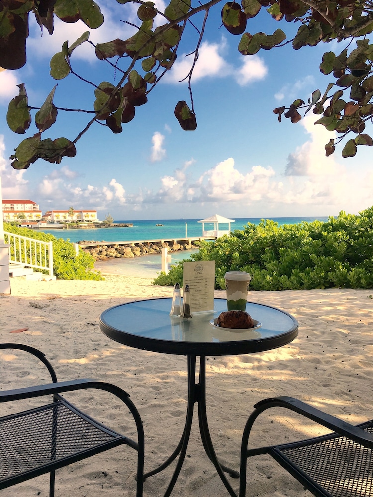 Nassau - Paradise Island Vacations - Sandyport Beach Resort - Property Image 9