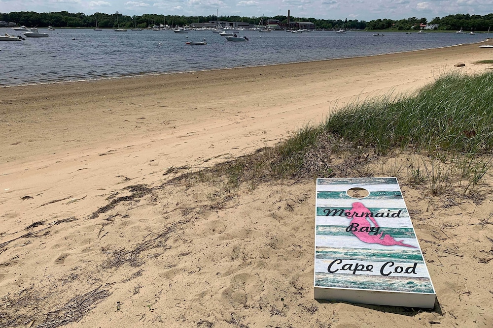 Bayfront Wareham Retreat w/ Private Beach!