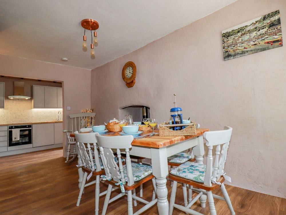 Trevalba Cottage