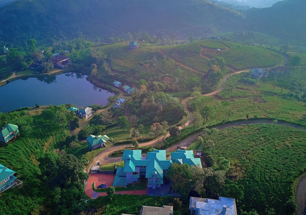 Priyas Villa Vagamon by VOYE HOMES