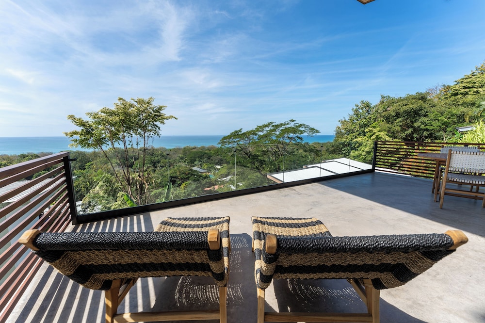 Sea View Paradise Retreat by Sea N' Rent