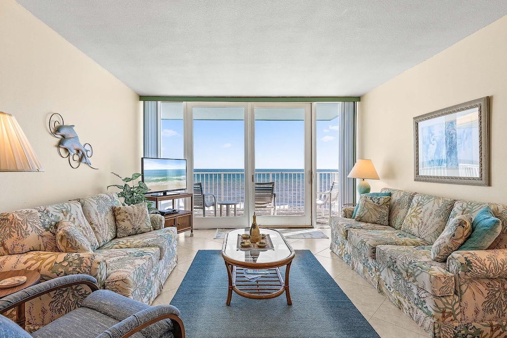 Smyrna Beach Club 818b