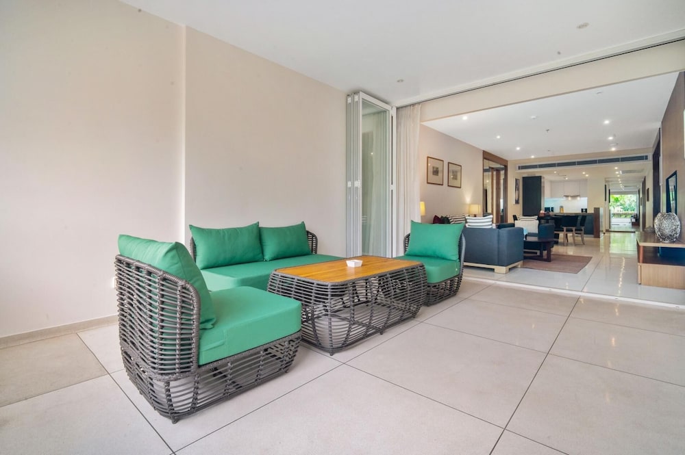 Surin 2BR Resort Condo With Seaview@chava
