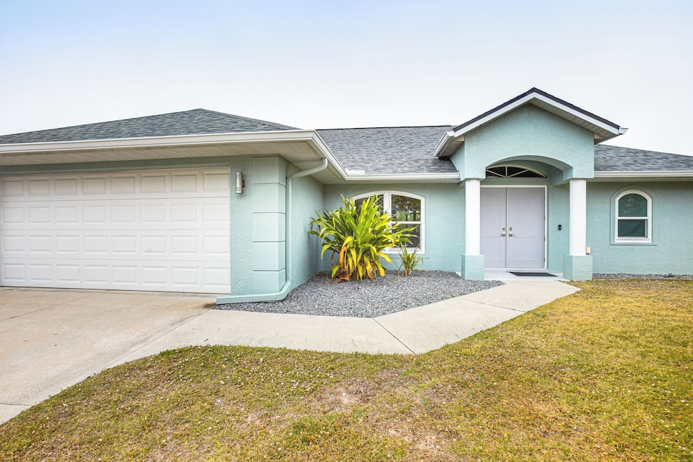 Canal-front Gem w/ Dock & Yard in Port Charlotte!