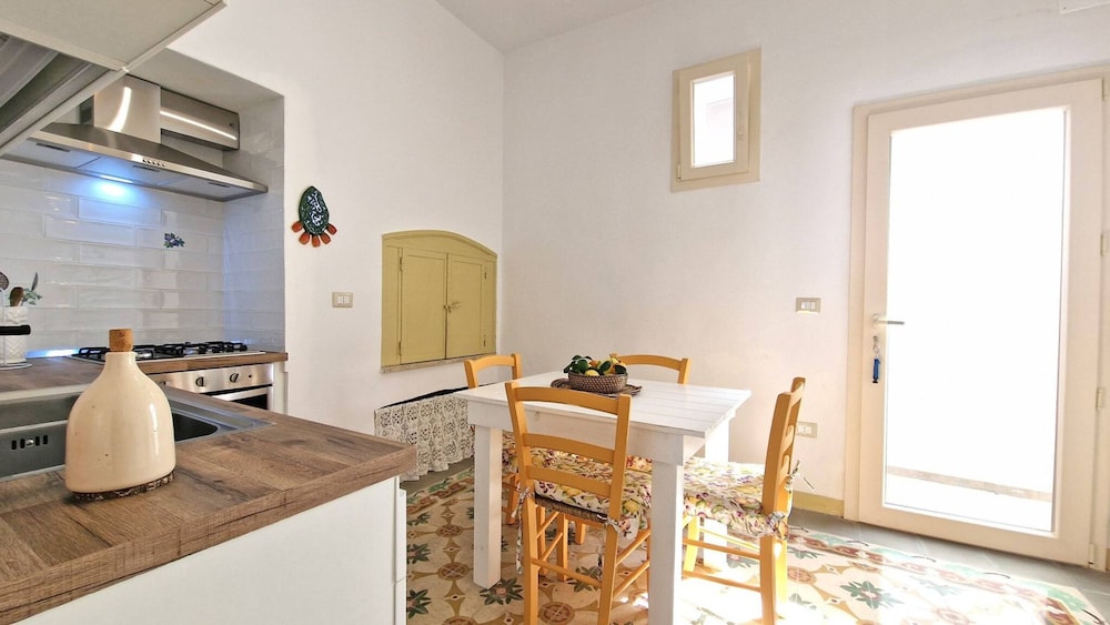Dimora Maniscalco With Star Vault Ceilings in Matino 2 Bedrooms