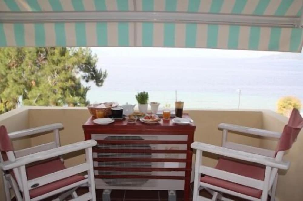 Maravellia Art Hotel - Property Image 44