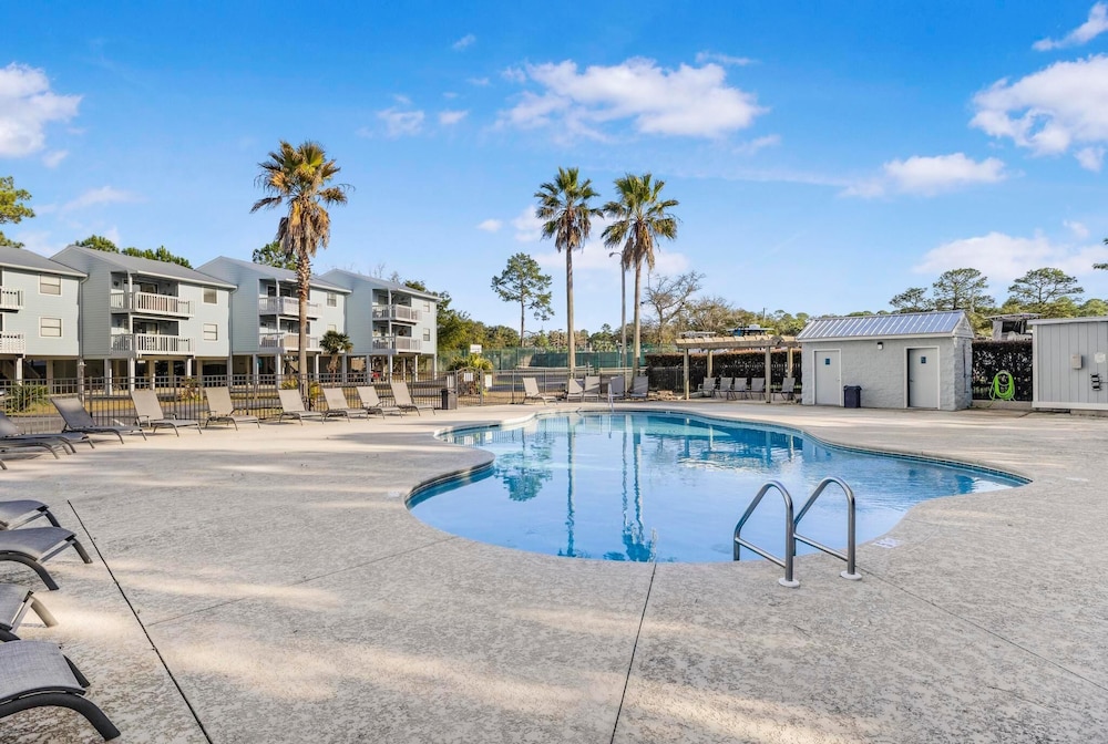 Bayview 55