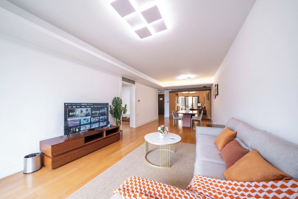 Tyms Modern 2BR 1BA Suite Xujiahui Malls