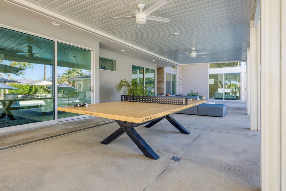 The Polo Villas by AvantStay – Modern Oasis Near Empire Polo Club