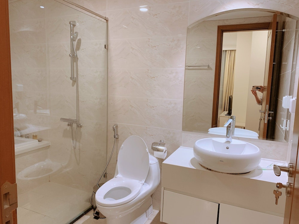 Somi Luxstay LP