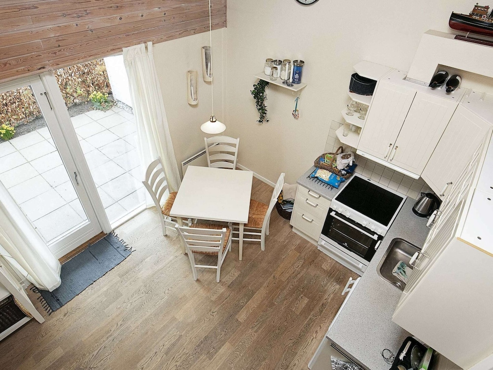 Cozy Holiday Home in Ã†rÃ¸skÃ¸bing near Sea