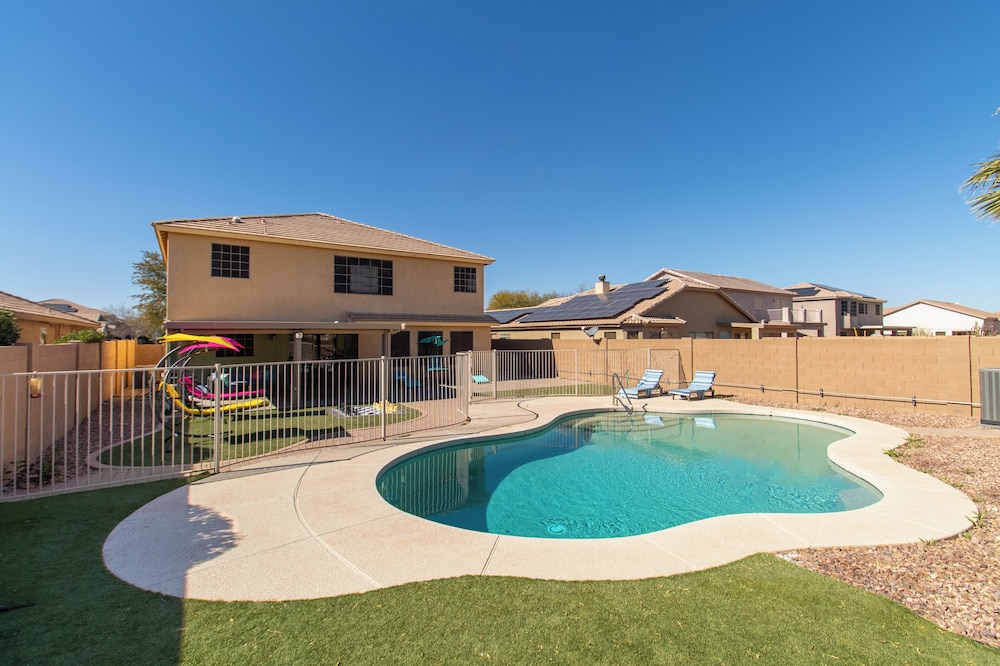 Casa Alessia 4BR Home & Heated Pool