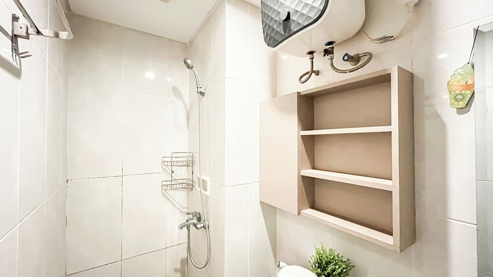 Sage Tone 1Br At Serpong Garden Apartment