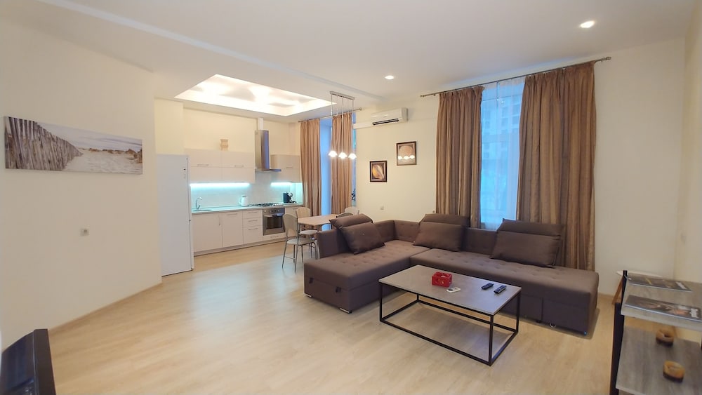 Kyiv Apartments