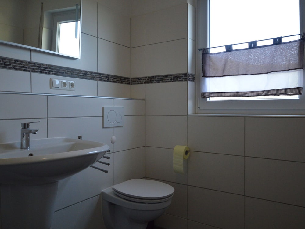 Comfortable Holiday Home Near Vineyards in Bremm