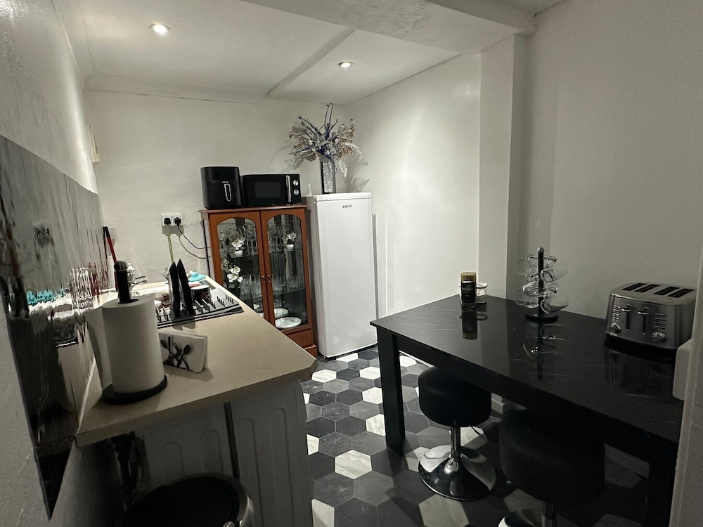Greatyarmouth-seaside-sleeps6-petfriendly-91ws