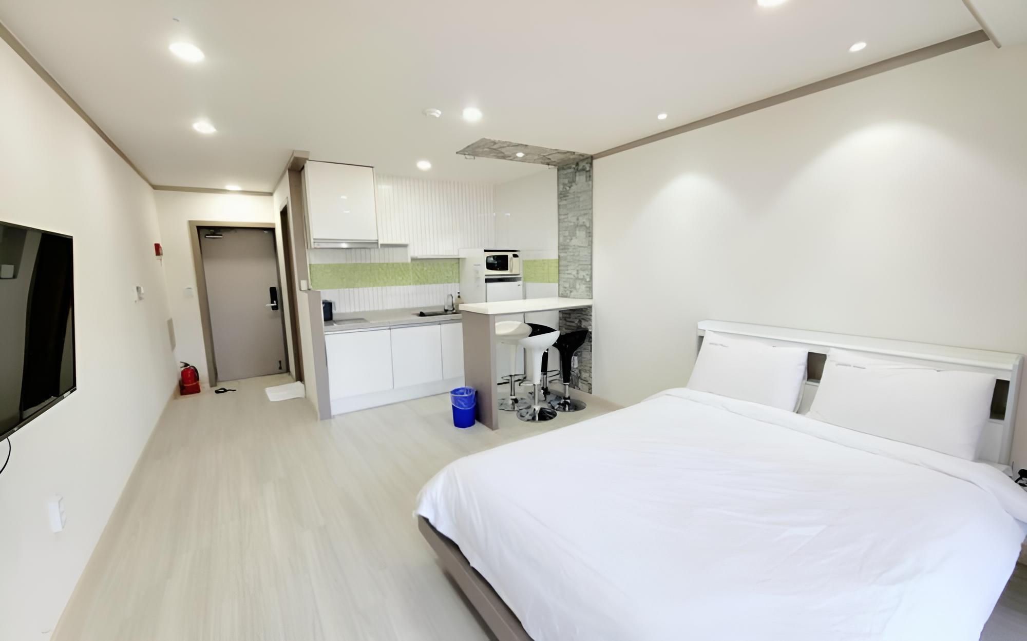 Taean Golden Wave Pension