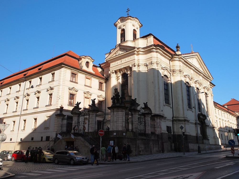 2-level apartments on Krizikowa st.