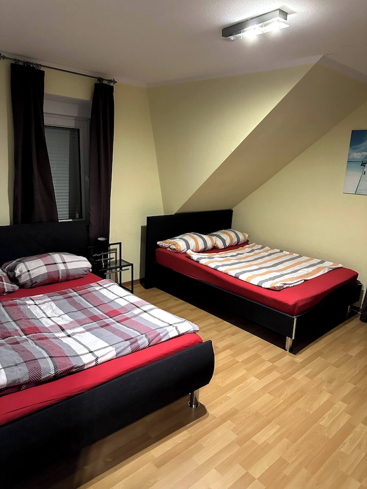 Large Apartment for 3-10 People Near Halle and Leipzig