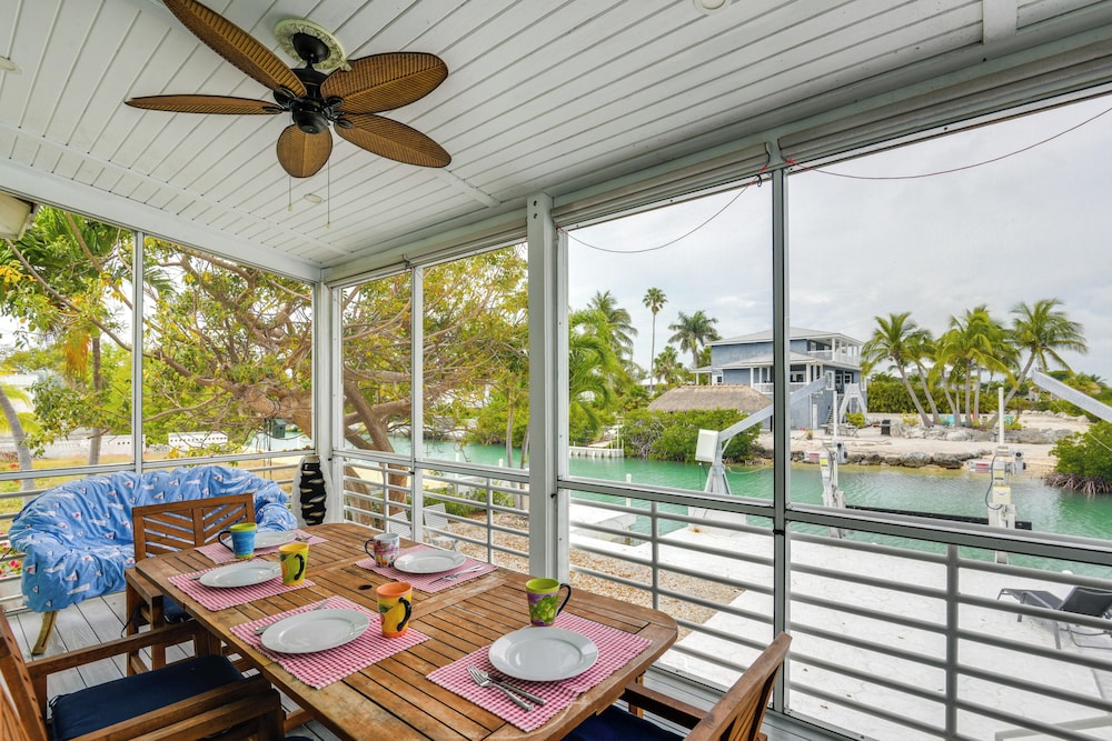 Dock + Balcony: Serene Big Coppitt Key Escape
