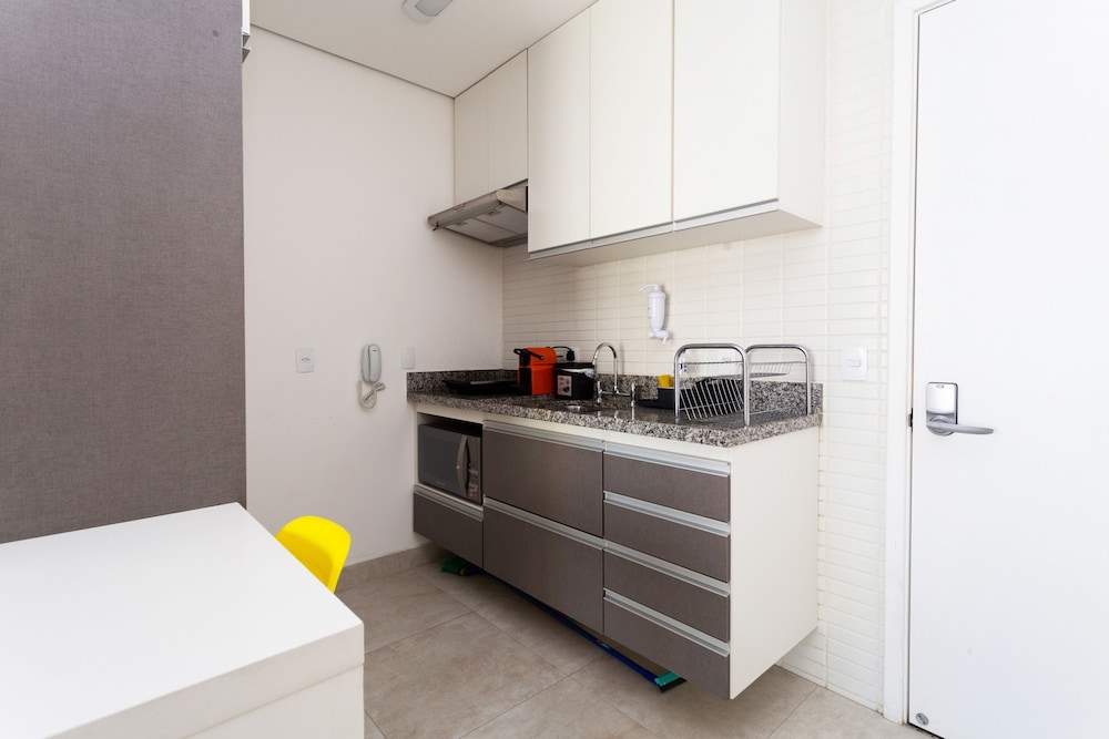 Apartamento com Wi-fi pr Ximo ao Metr Luz