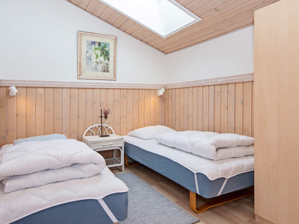 6 Person Holiday Home in Glesborg view 2