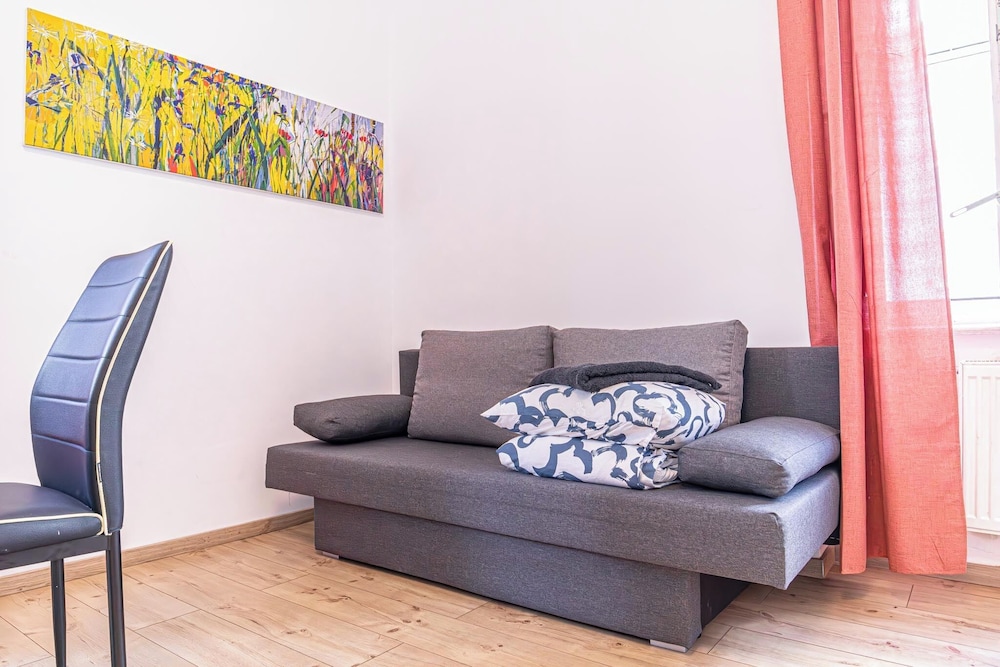 Large 5BR Central Flat Near Augarten