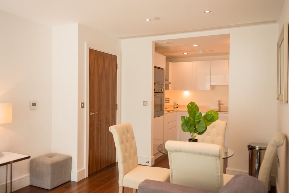 MySquare Apartments Canary Wharf