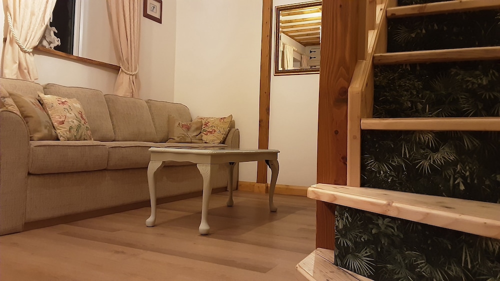 Photo 33