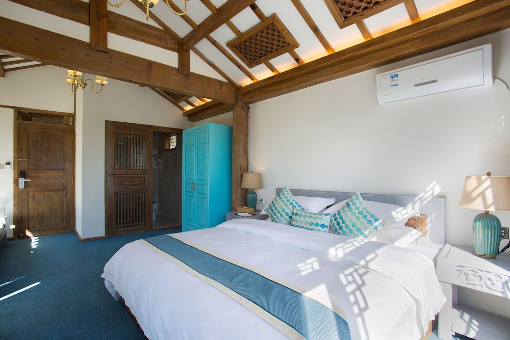 Hua Zhu Fansu Yunju Homestay