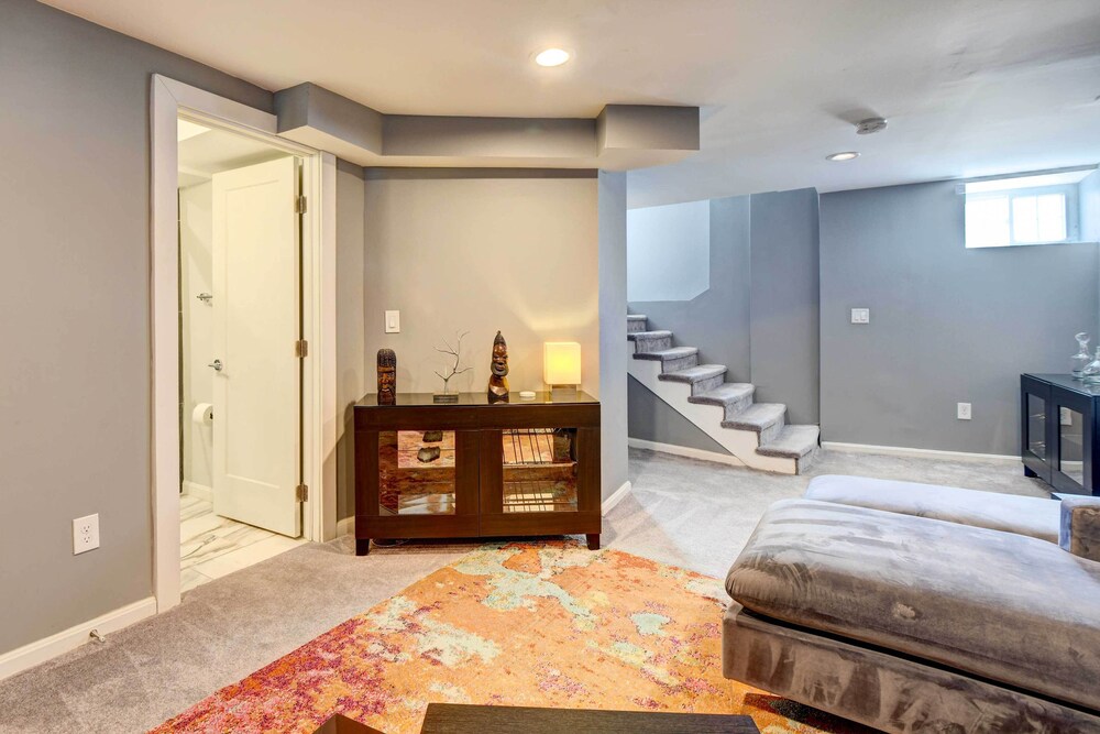 Updated Baltimore Home 8 Mi to Downtown! - Property Image 26