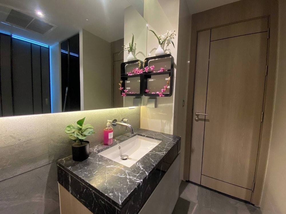 Luxury Sea View - High Floor