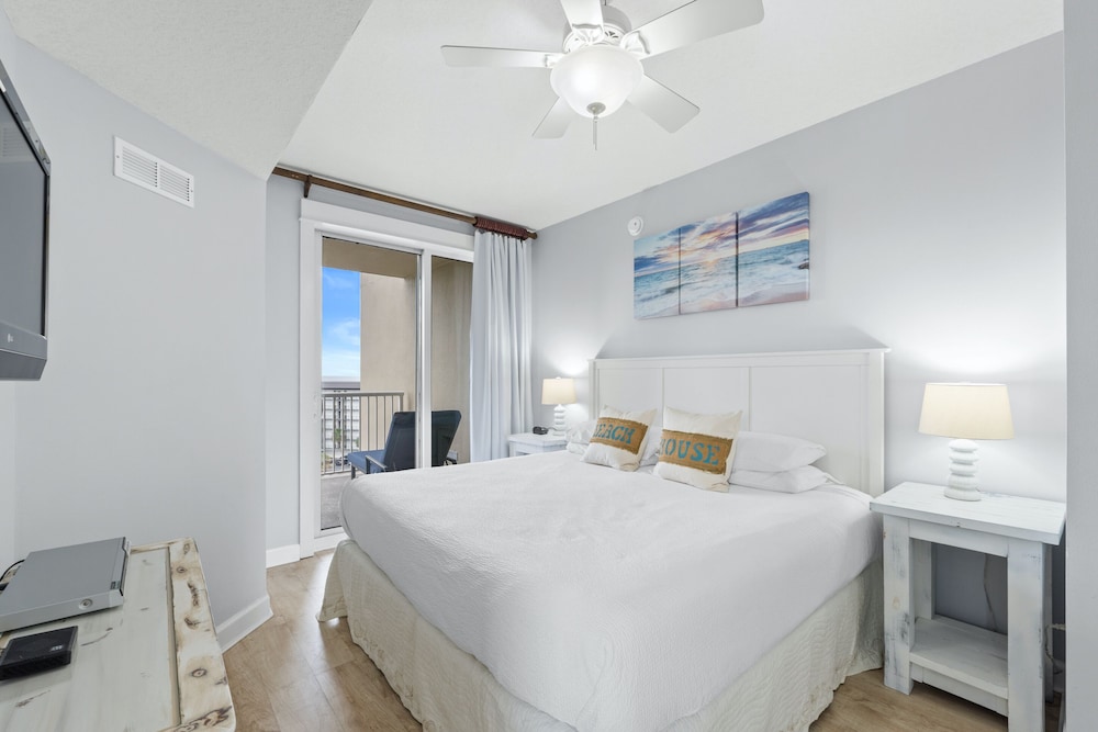 Grand Panama Beach Resort by Panhandle Getaways