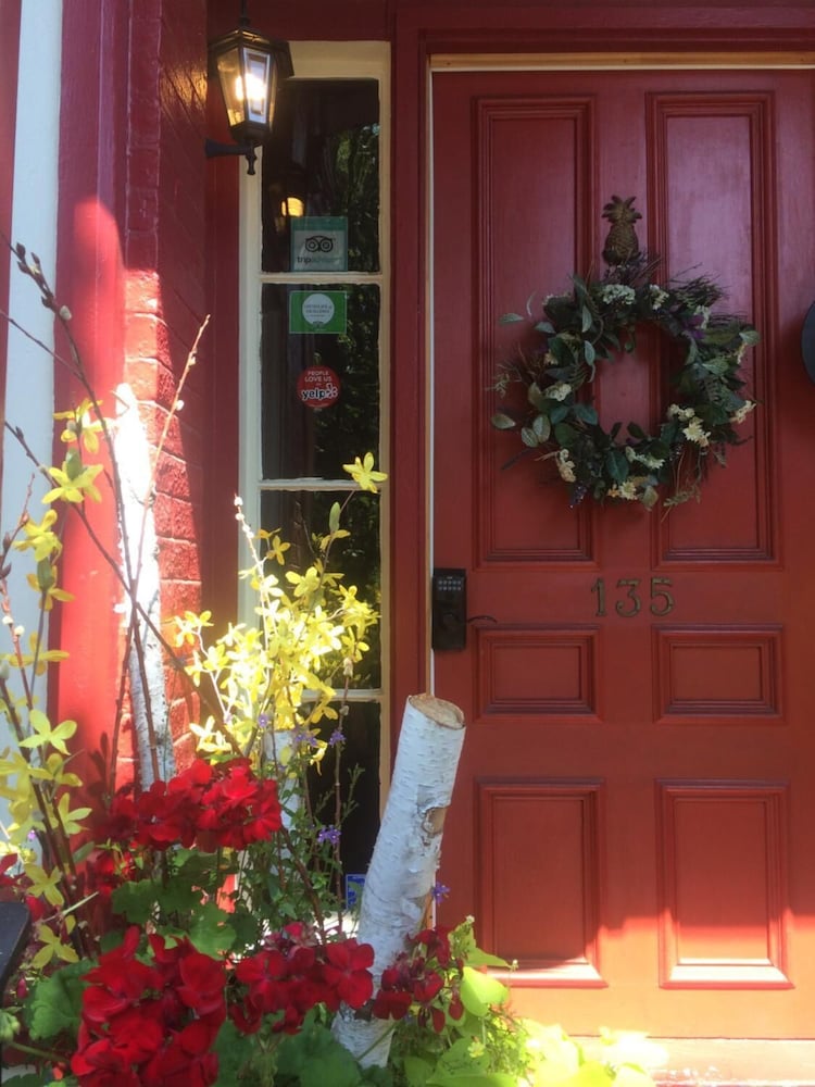 Portland Vacations - Inn at Park Spring - Property Image 5