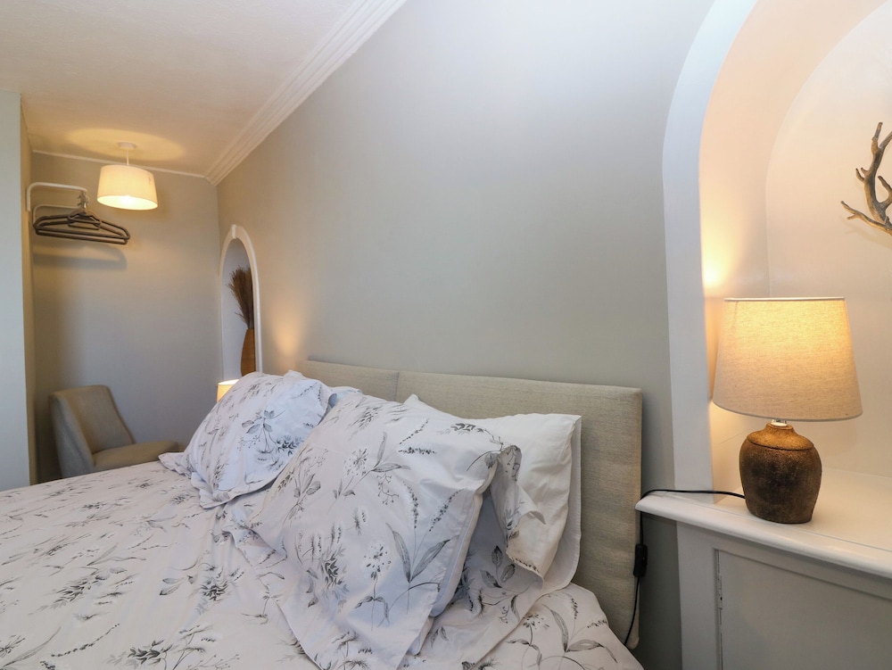West Pier Cottage