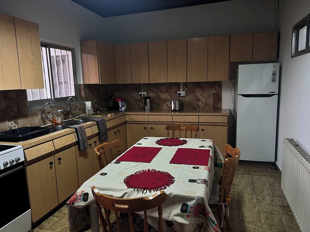 Mountain Retreat in Kakopetria, Cyprus - Perfect for Families