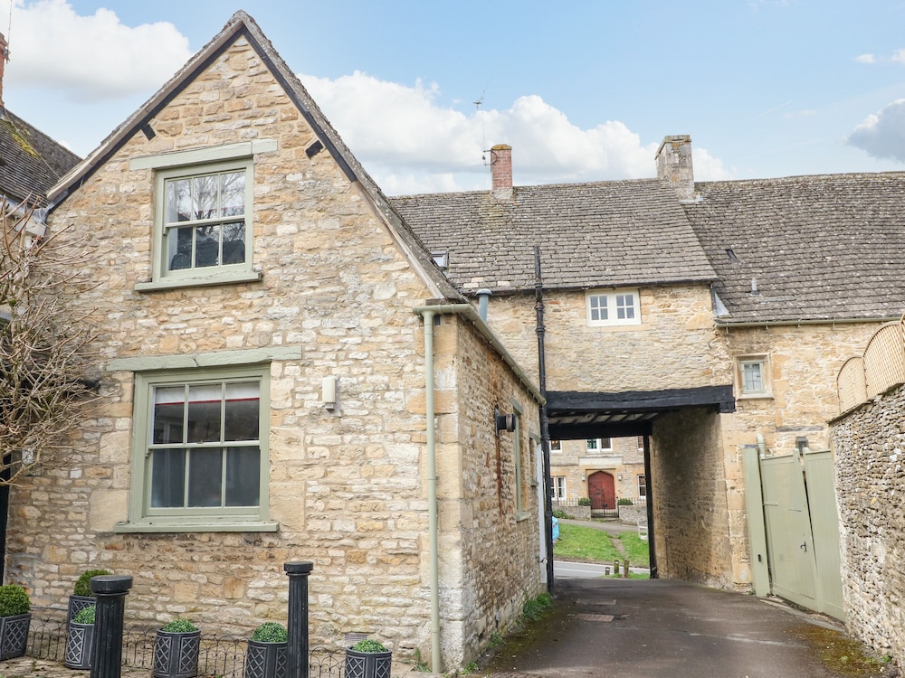 Ellie's Cottage