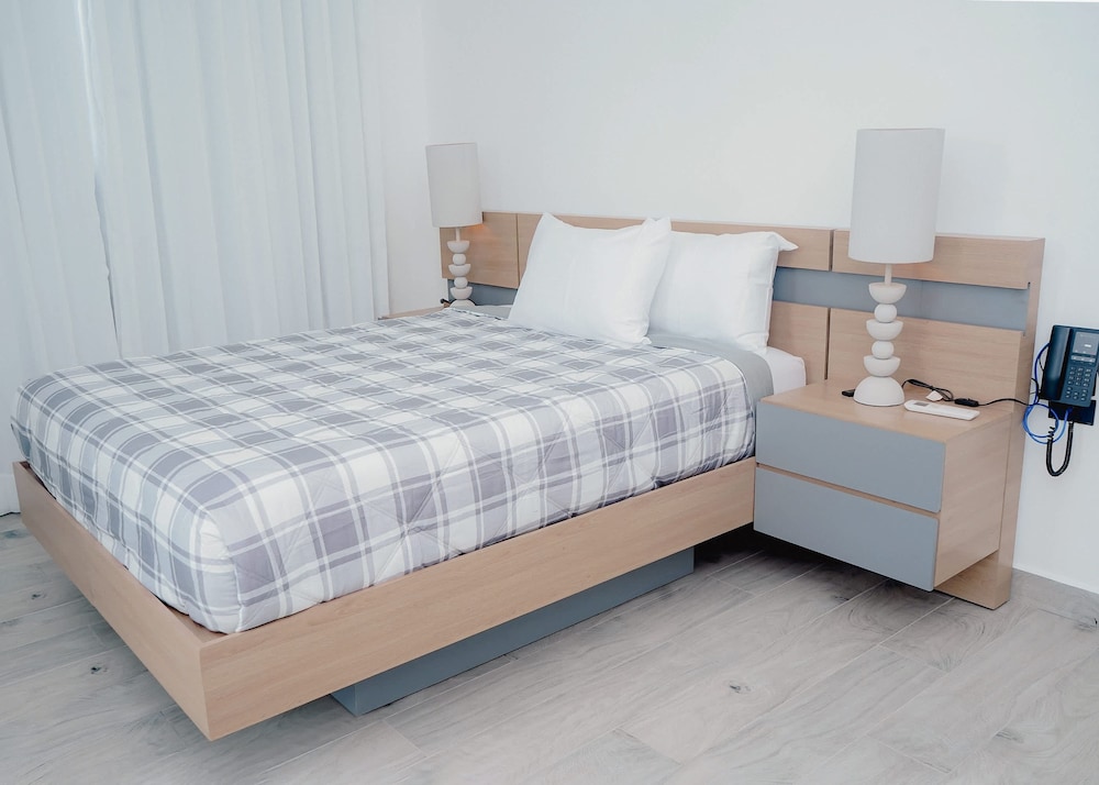 The Towers G406 NOK Fantastic 2BR Apartment by Vistacana Rentals