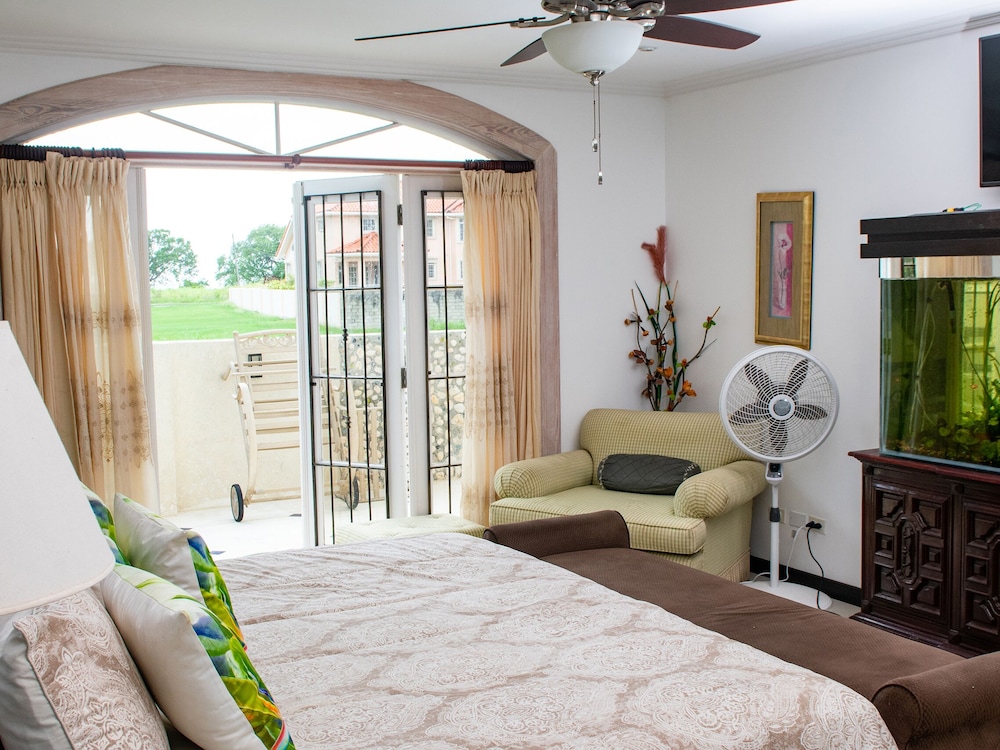 Room in Guest Room - Zenbreak Bliss Tranquility view 3