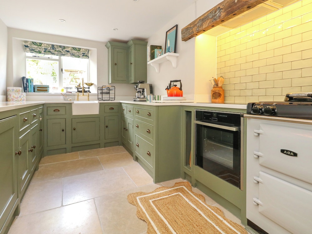 Holly Cottage