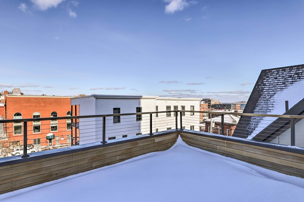 Portland Vacations - Spacious Portland Home: Walk Downtown! - Property Image 11